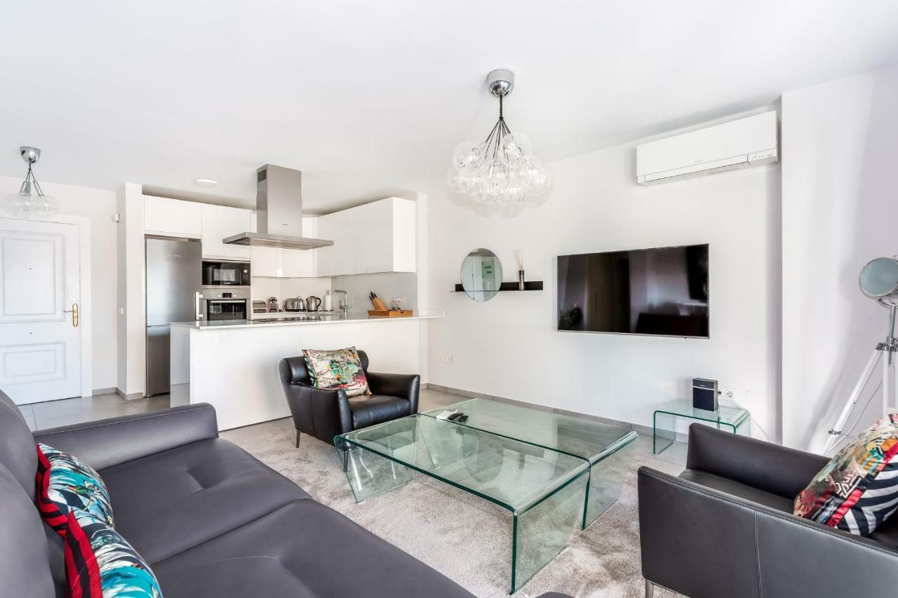 By Riva - Contemporary 1 Bedroom Luxury Apt Inside Puerto Banus Marbella Exterior foto